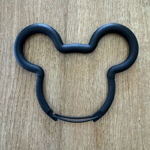 Petunia Pickle Bottom Black Mickey Mouse-Shaped Stroller Clip